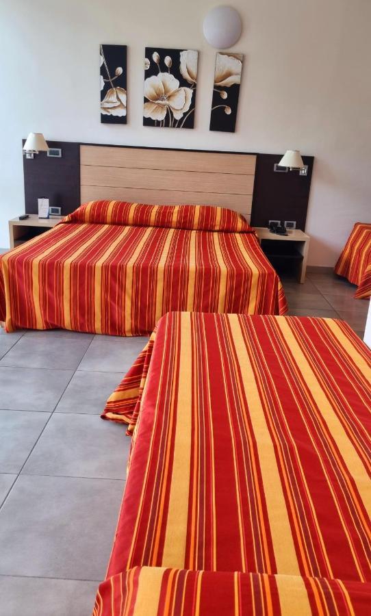 Hotel Insteia Polla Kültér fotó